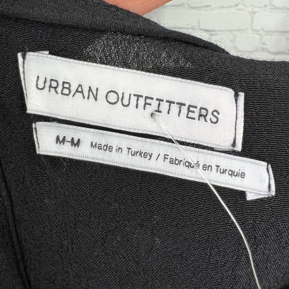 👗NWT🤩 |•URBAN OUTFITTERS•| Black Tie Back Dress Size Medium - Picture 9 of 13